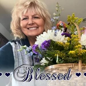 Meet your Posher, Carolyn